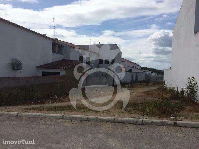 Terreno urbano com projeto construção - Grande imagem: 2/3