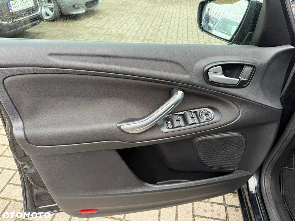 Ford Galaxy 2.0 FF Gold X - 24