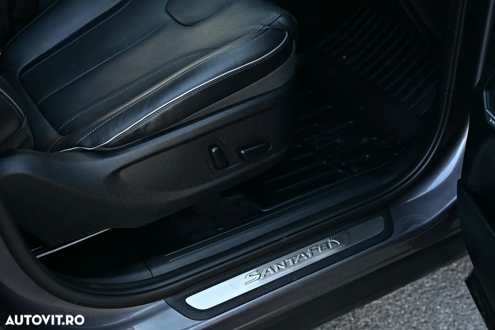 Hyundai Santa Fe blue 2.2 CRDI 2WD Automatik Family+ - 34