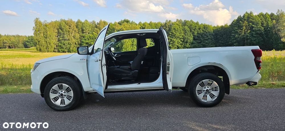 Isuzu D-Max - 15