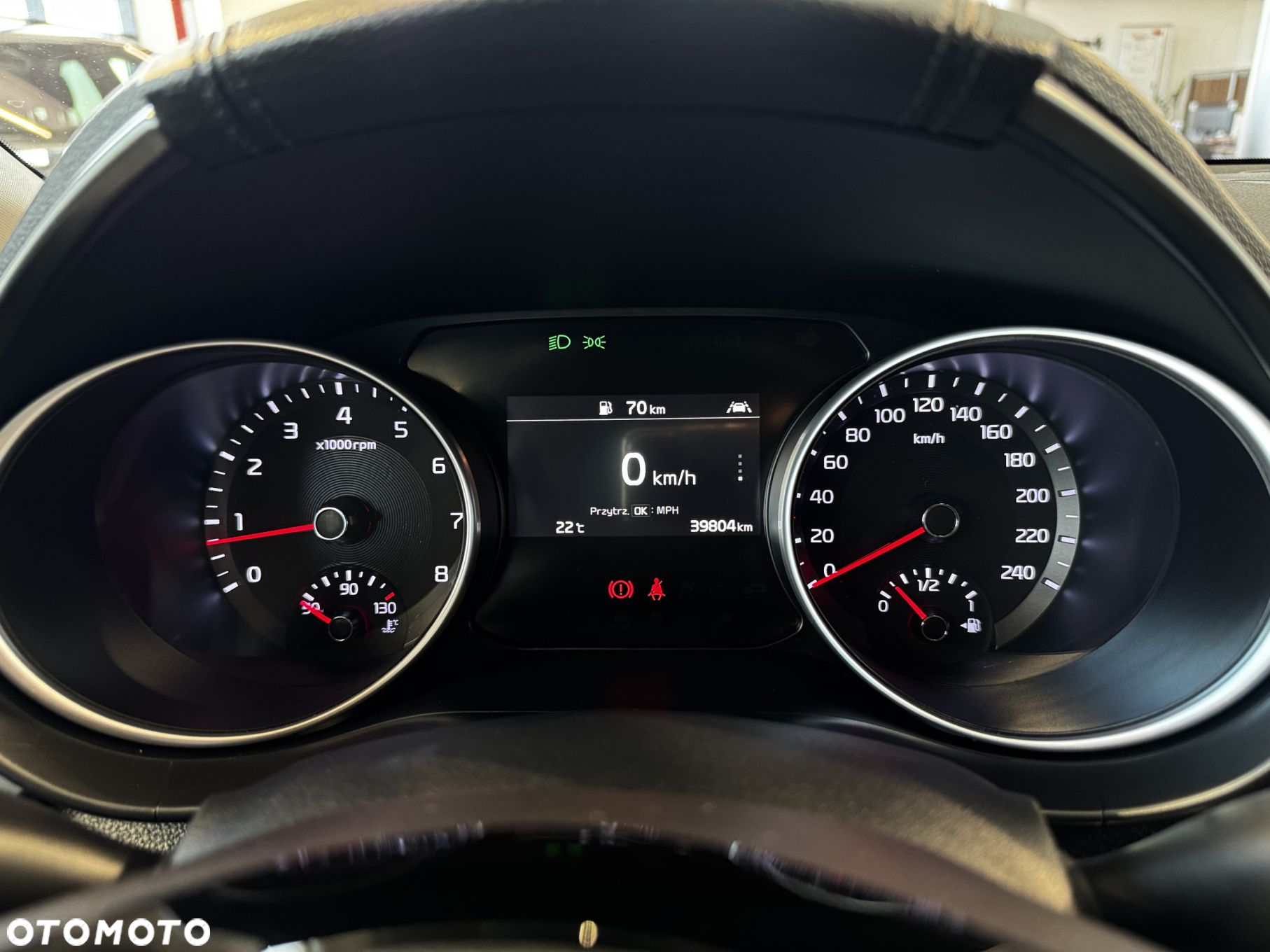 Kia XCeed - 24