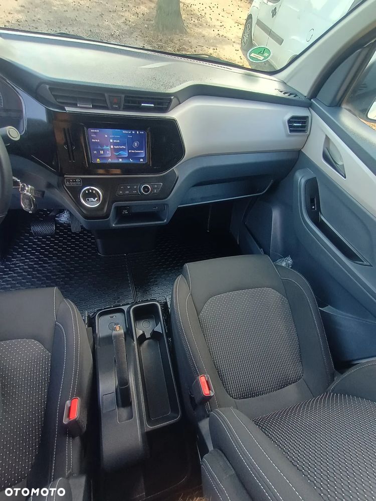 Maxus E-DELIVER 3 - 13