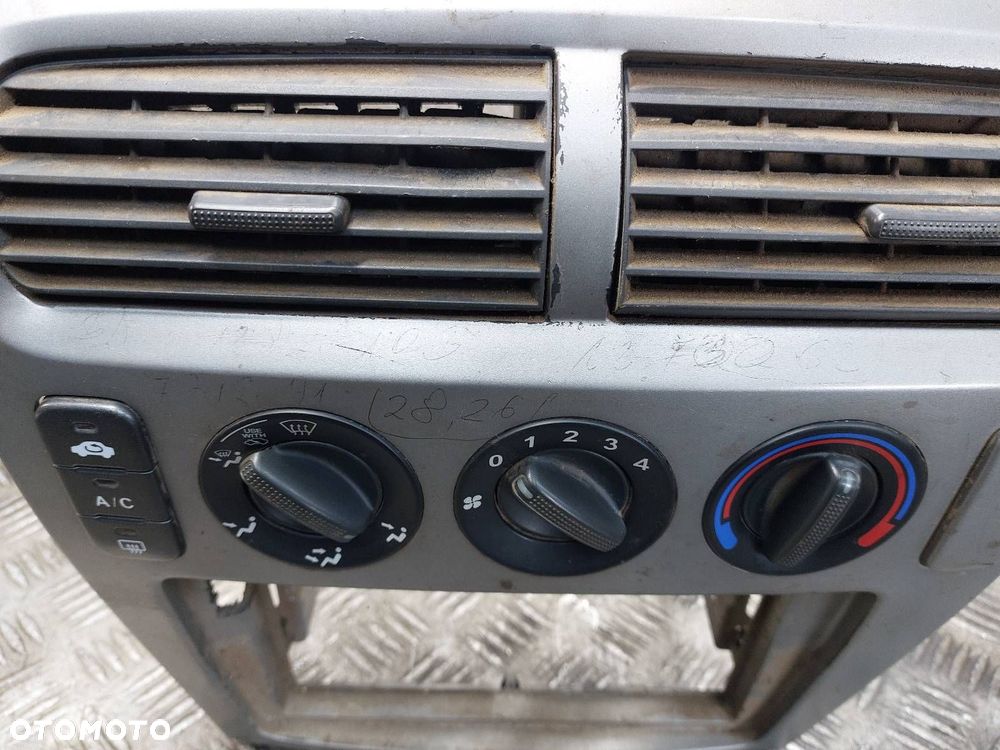 PANEL NAWIEWU KONSOLA ŚRODKOWA RAMKA HONDA CIVIC VII HB 79500-S6D-G023-M1 - 2