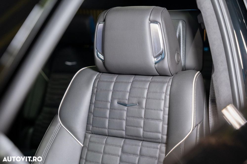 Cadillac Escalade - 21