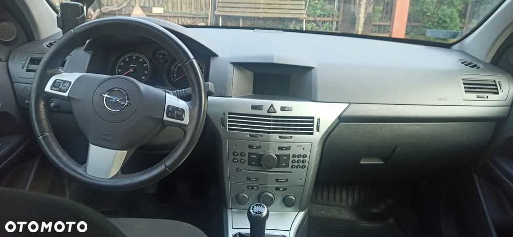 Opel Astra 1.6 - 5