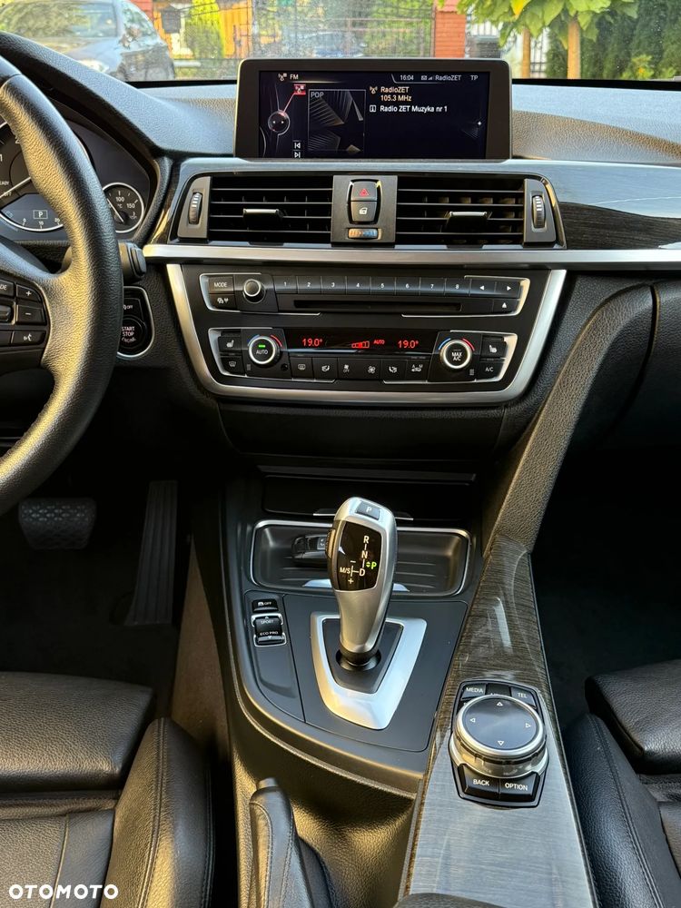 BMW Seria 3 320d Efficient Dynamics Edition Luxury Line - 31