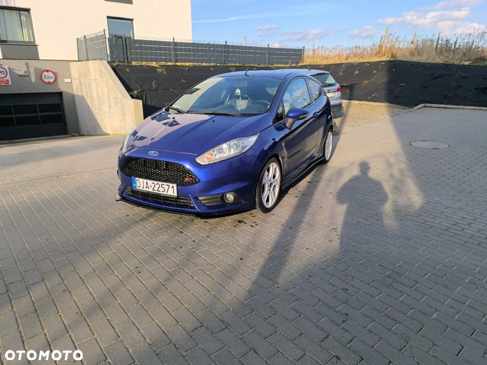 Ford Fiesta - 1
