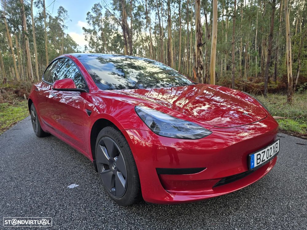 Tesla Model 3 - 11