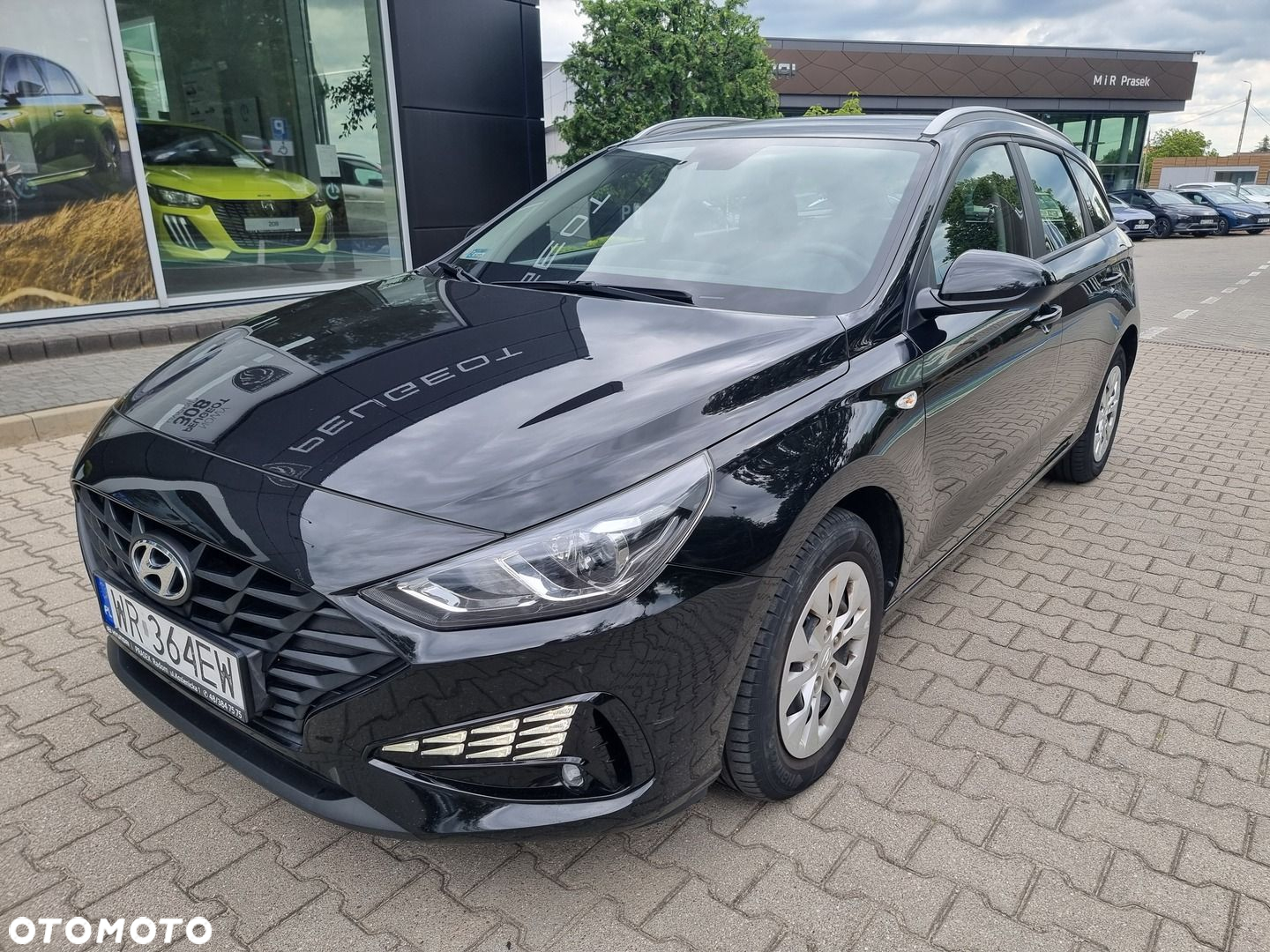 Hyundai i30 1.5 DPI Classic + - 10
