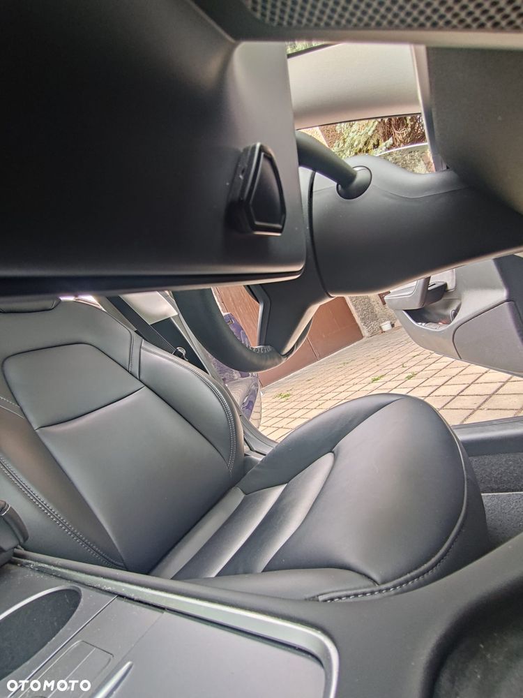 Tesla Model 3 - 18