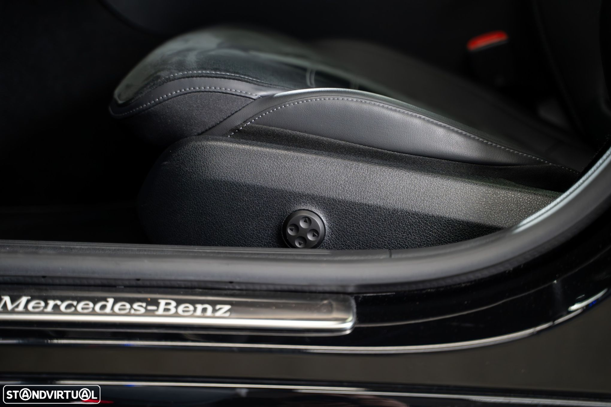 Mercedes-Benz C 300 e AMG Line - 17