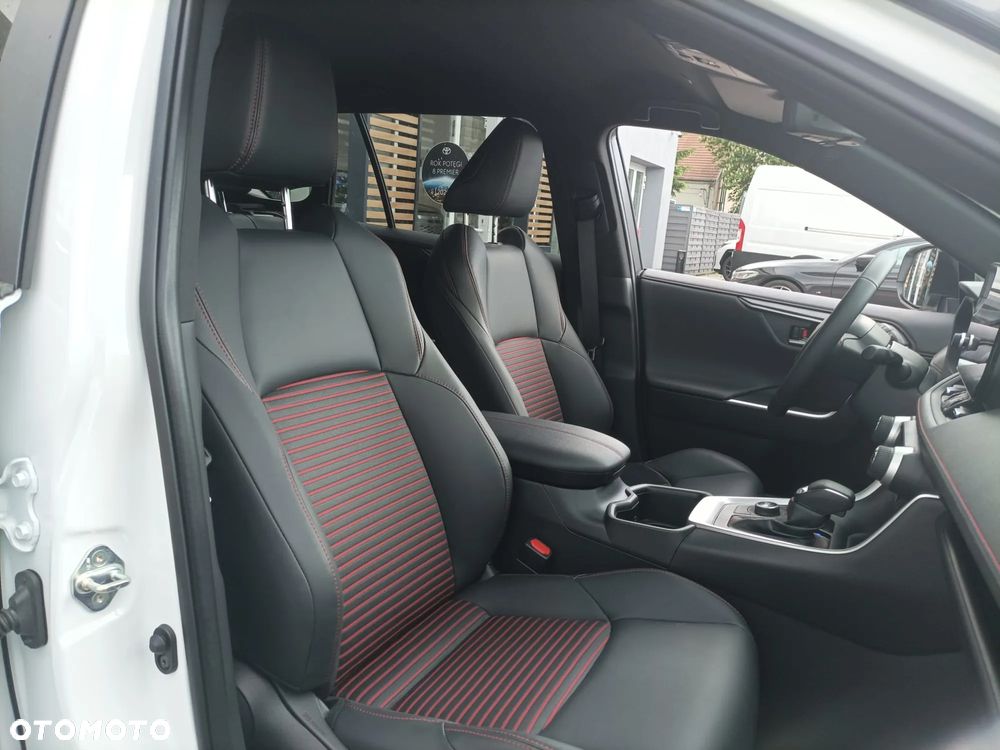 Toyota RAV4 - 14