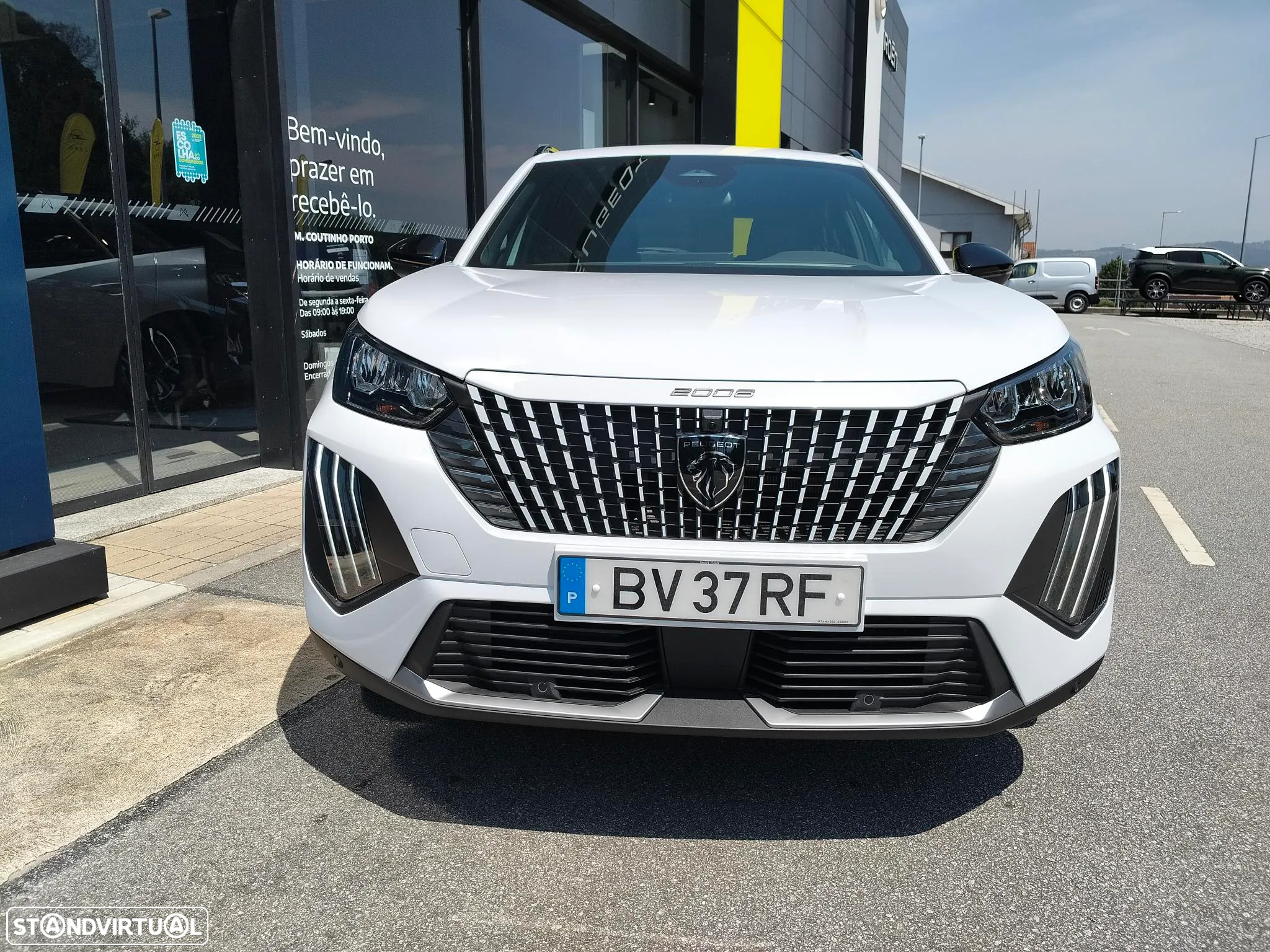 Peugeot e-2008 54 kWh Allure - 2