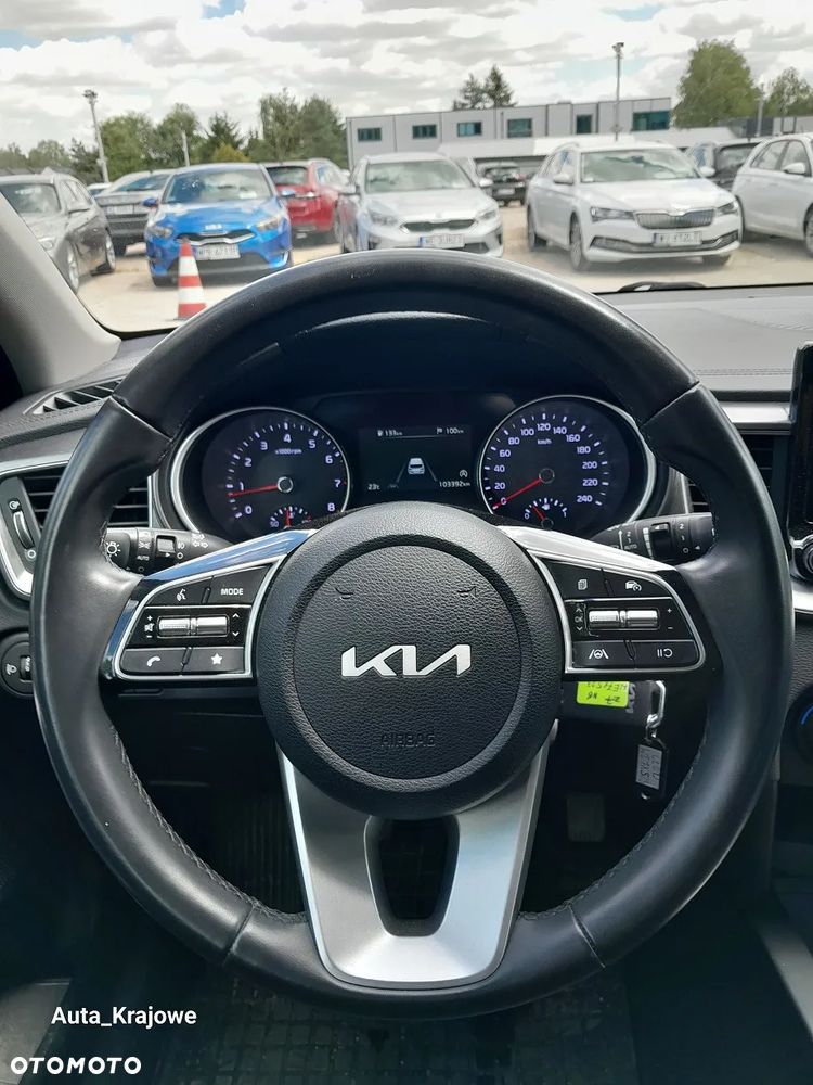 Kia Ceed 1.5 T-GDI M - 12