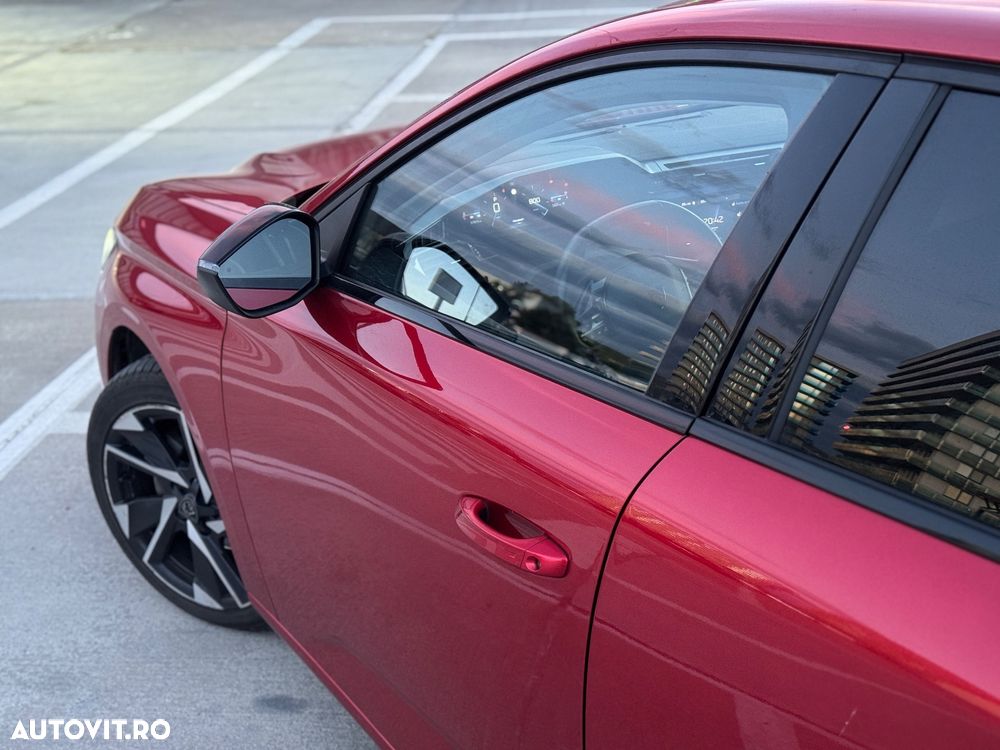 Peugeot 308 1.2L PureTech 130 S&S EAT8 Allure - 24