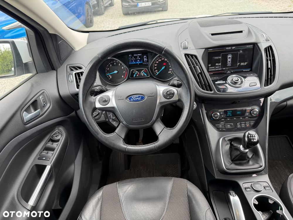 Ford Kuga 1.5 EcoBoost 2x4 Individual - 32