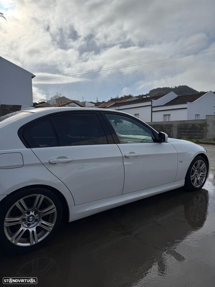 BMW 320 d - 9