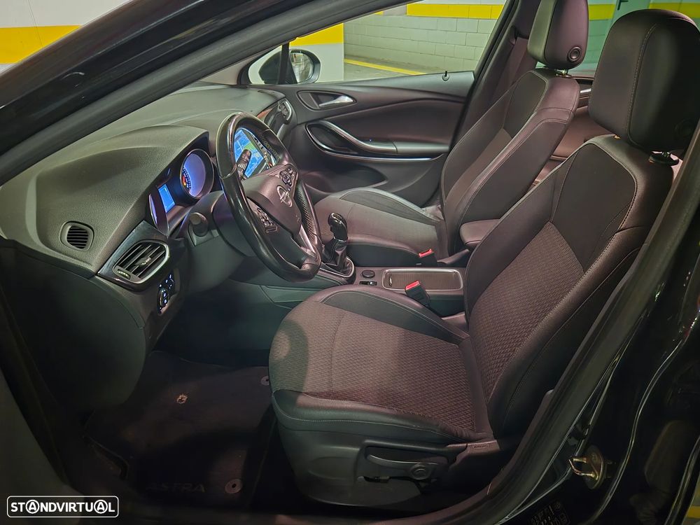 Opel Astra Sports Tourer 1.6 CDTI Innovation S/S - 23