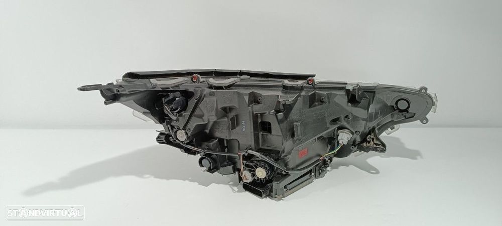 FAROL ESQUERDO TOYOTA RAV 4 ADVANCE HYBRID - 3