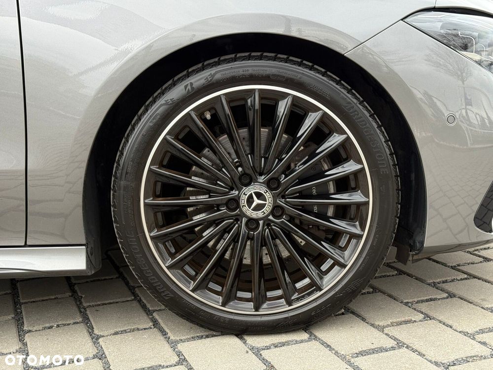 Mercedes-Benz CLA - 10