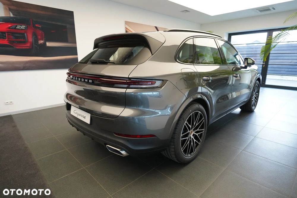 Porsche Cayenne - 3