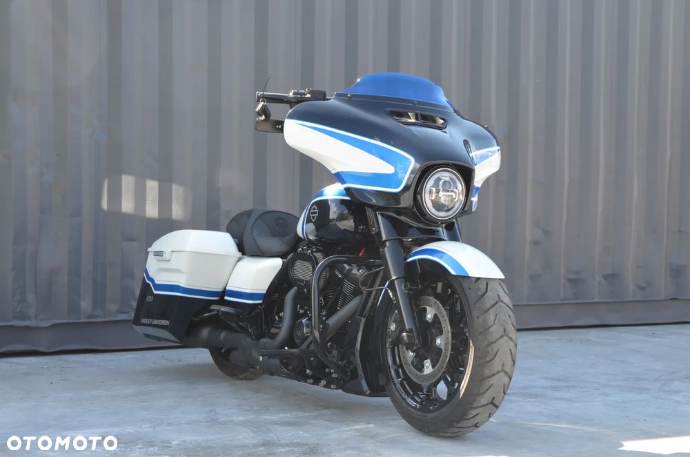 Harley-Davidson Touring Street Glide - 13