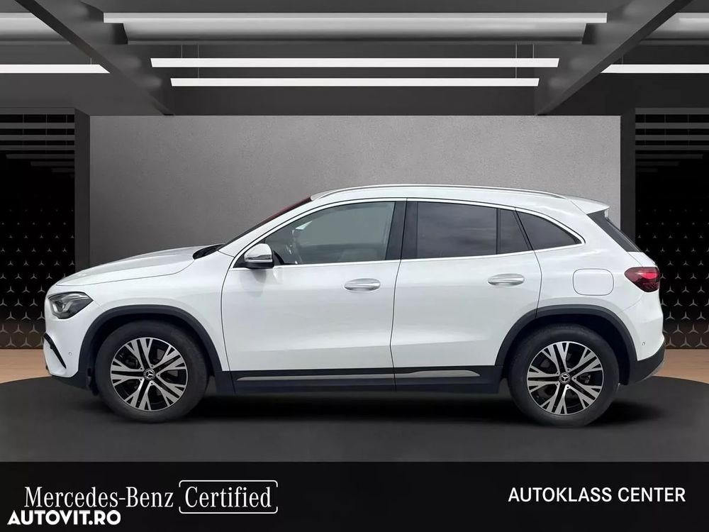 Mercedes-Benz GLA 220 4MATIC MHEV - 3