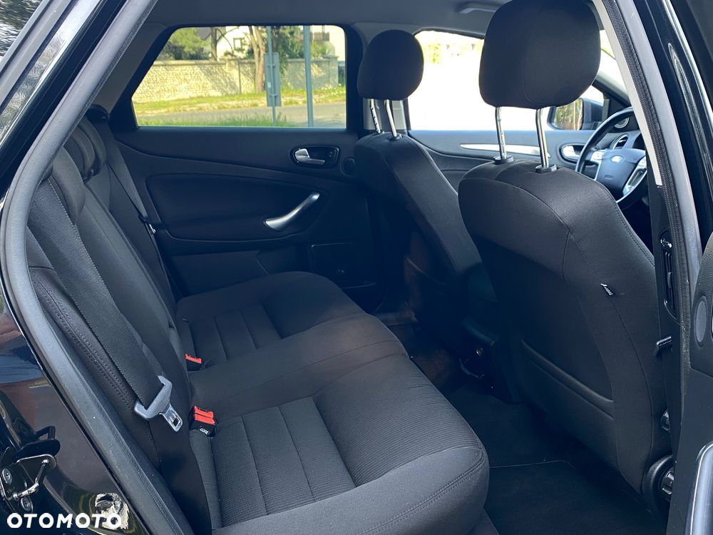 Ford Mondeo 2.0 Titanium - 15