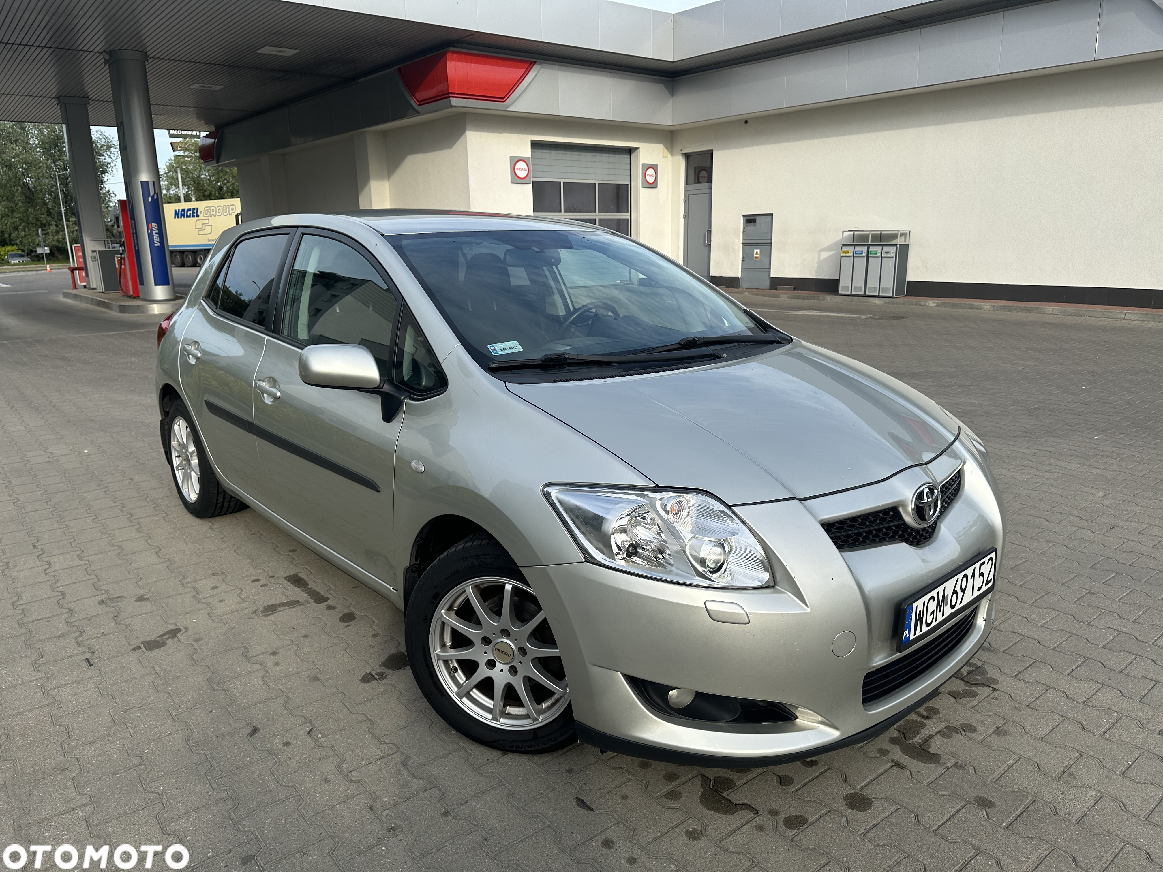 Toyota Auris - 14