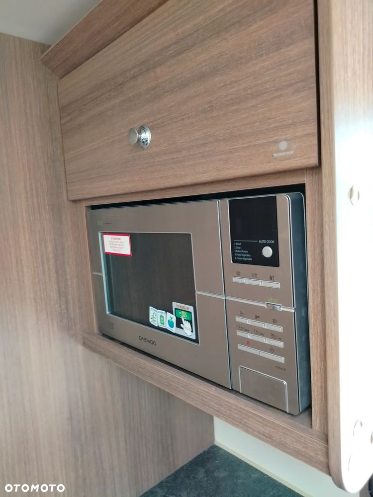 Bailey Phoenix 640 - 19