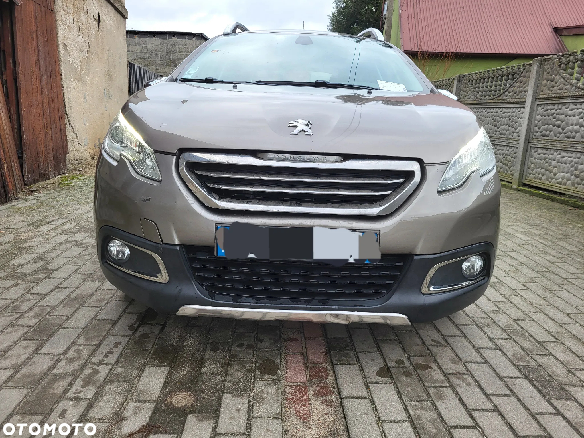 Peugeot 2008 e-HDi FAP 115 STOP & START Allure - 8