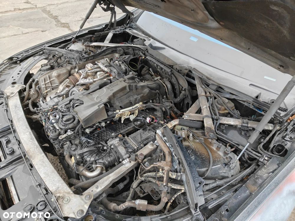 Mercedes-Benz Klasa S 400 d 4-Matic L 9G-TRONIC - 28