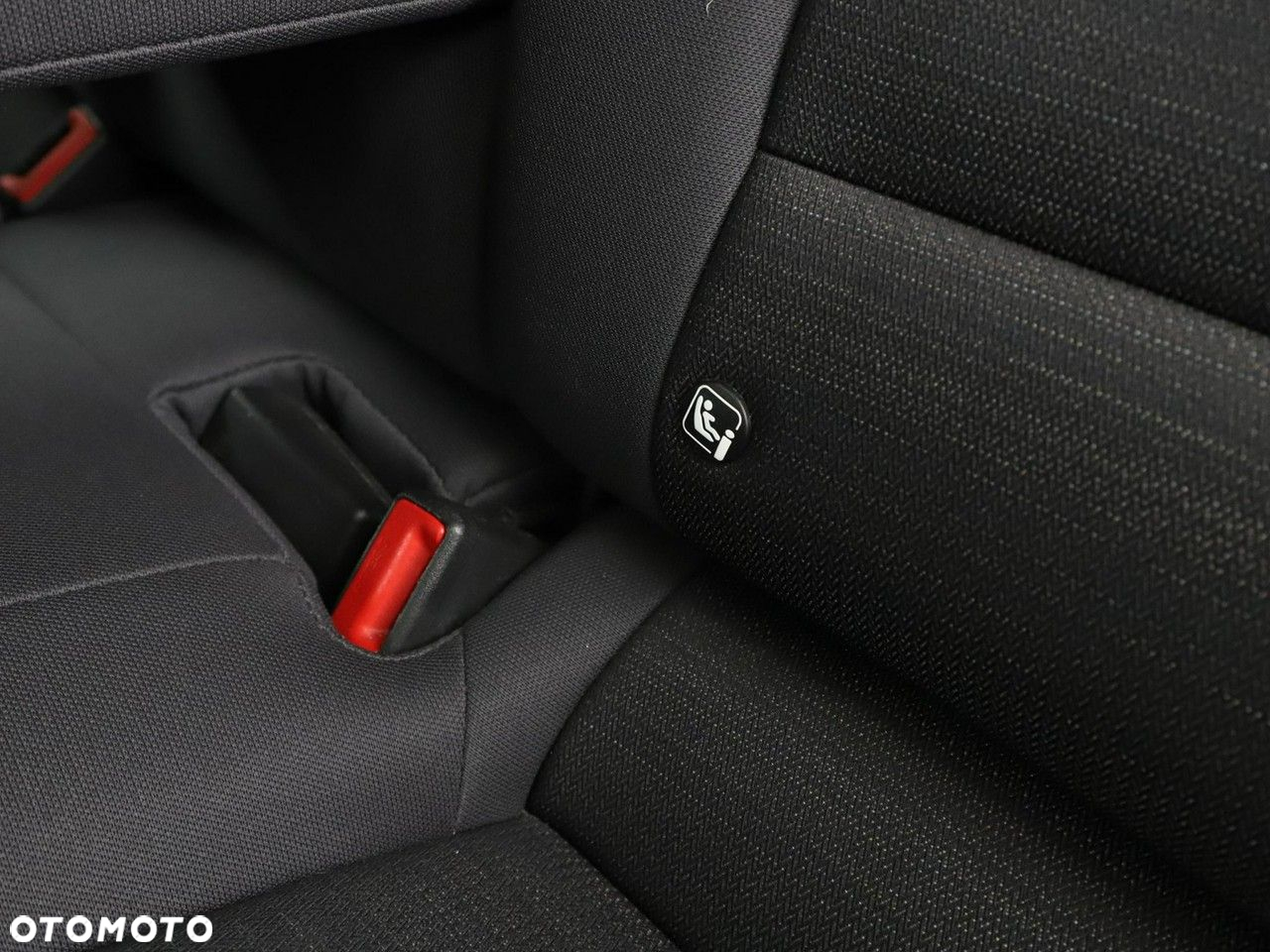 Hyundai IONIQ - 33