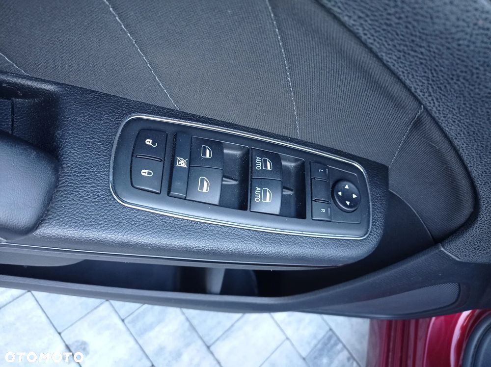 Dodge Charger 5.7 R/T - 16