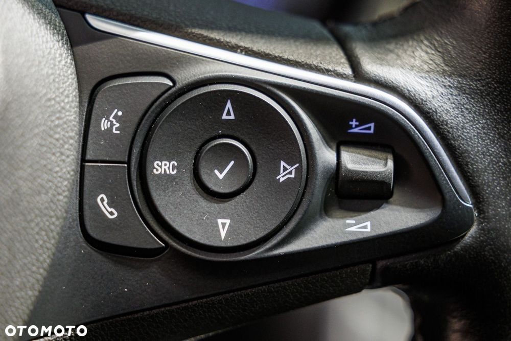 Opel Crossland X - 33