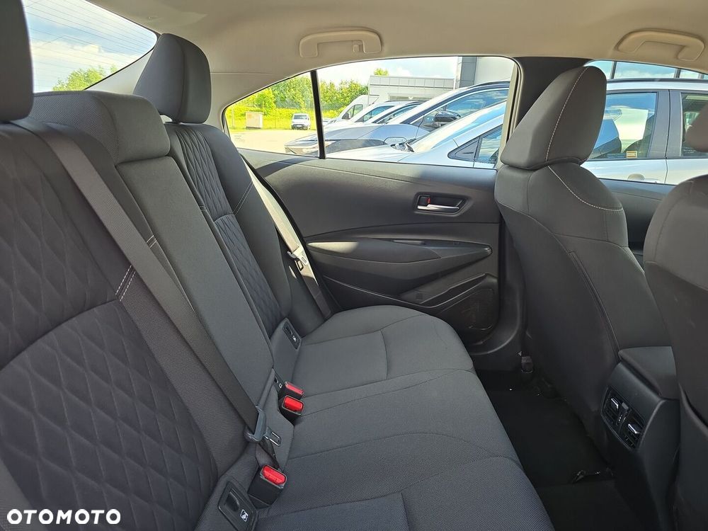 Toyota Corolla - 15