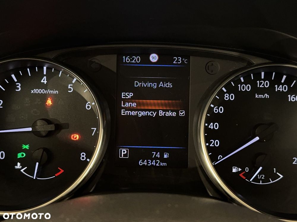 Nissan Qashqai - 24
