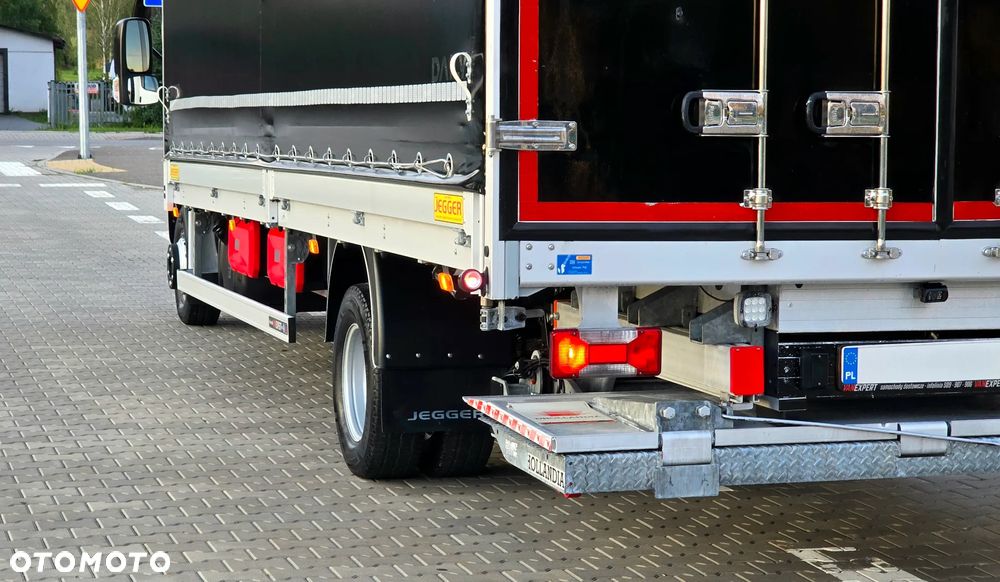 Iveco DAILY 72C18 ❗️BURTO-FIRANKA 15 PALET / DACH ZSUWANY / MAŁY PRZEBIEG / WINDA DHOLLANDIA 1000KG SLIDER / ZABUDOWA JEGGER / KABINA SYPIALNIANA / PODUSZKI PNEUMATYCZNE / XENON / FUL LED / NAVI + KAMERA COFANIA / DRZWI Z TYŁU / WEBASTO / SERWIS ASO / SALON POLSKA / NIESTPOTYKANY STAN ❗️❗️ - 28
