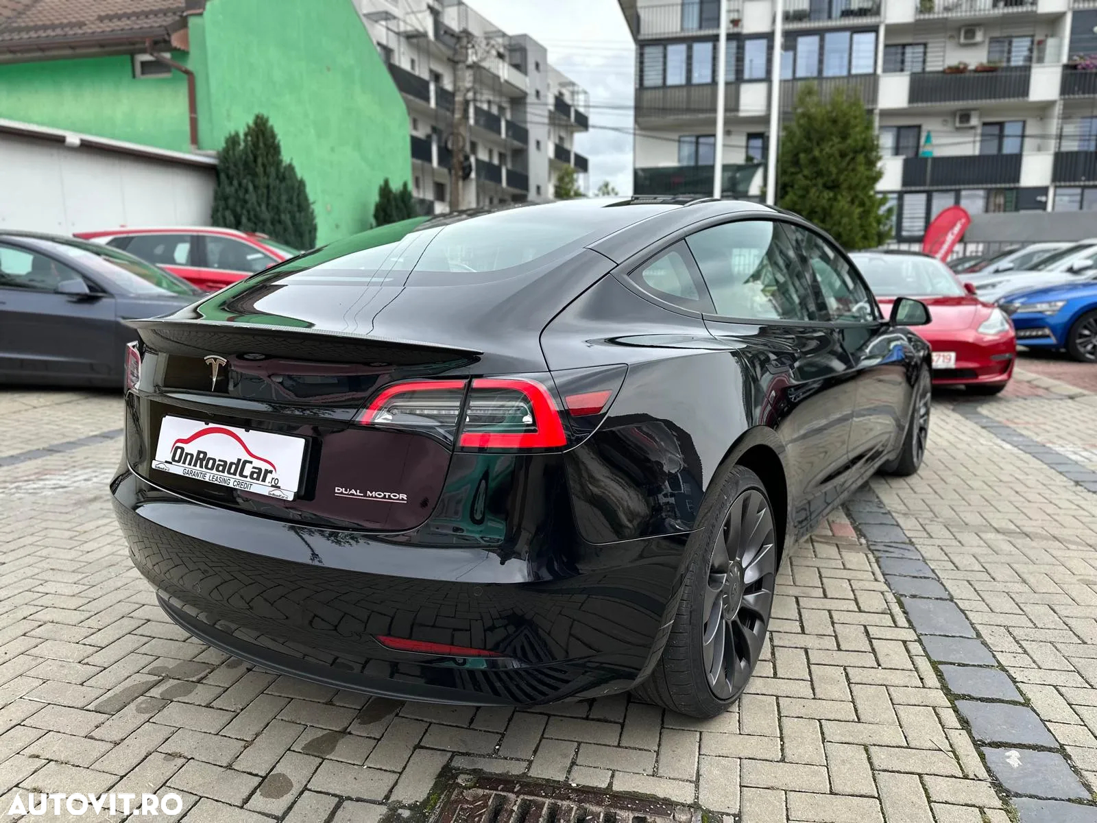 Tesla Model 3 Langstreckenbatterie Allradantrieb Dual Motor Performance - 4
