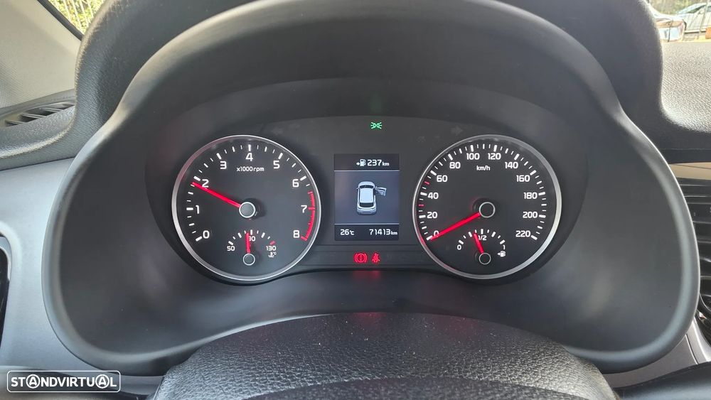 Kia Stonic 1.0 T-GDI 120 Spirit - 28