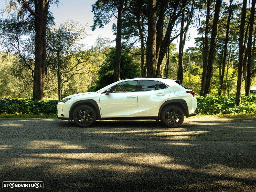 Lexus UX 250h Special Edition (LCA) - 3