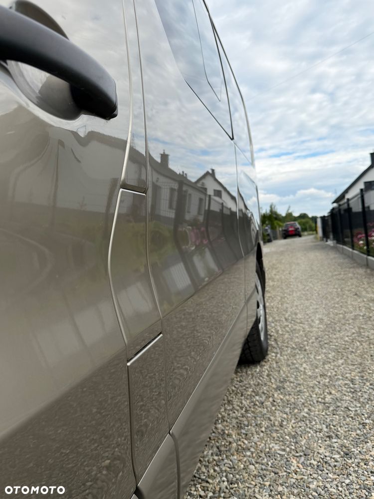 Opel Vivaro - 19