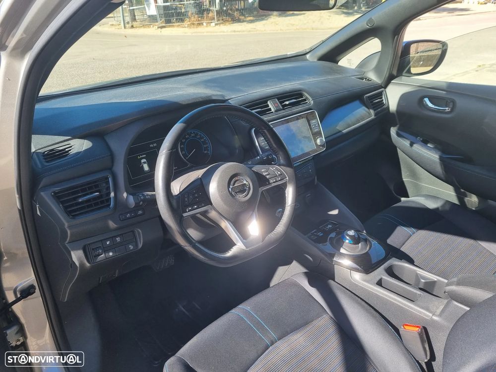 Nissan Leaf Acenta - 10
