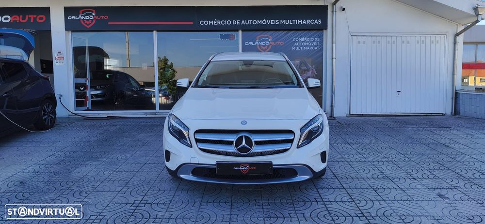 Mercedes-Benz GLA 180 CDI Urban - 2
