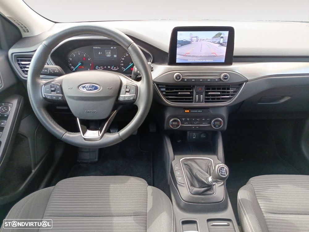 Ford Focus 1.0 EcoBoost Titanium - 10