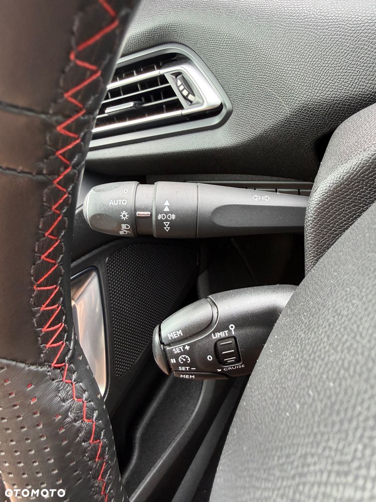 Peugeot 308 PureTech 130 GPF Stop & Start GT Pack - 34