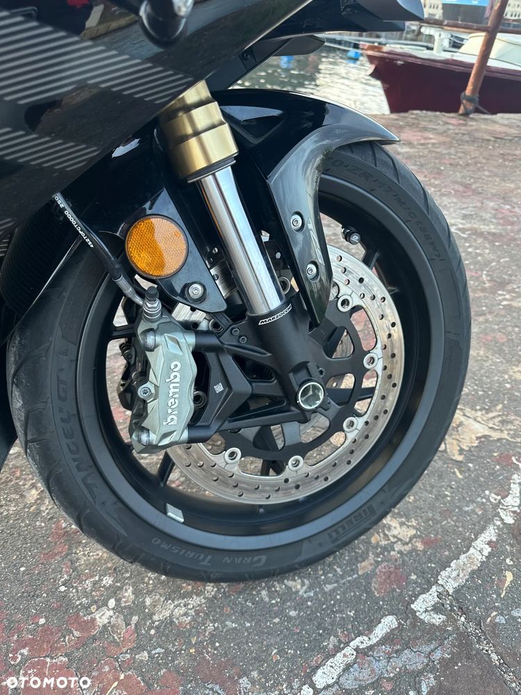 QJMOTOR SRK 800RR - 19