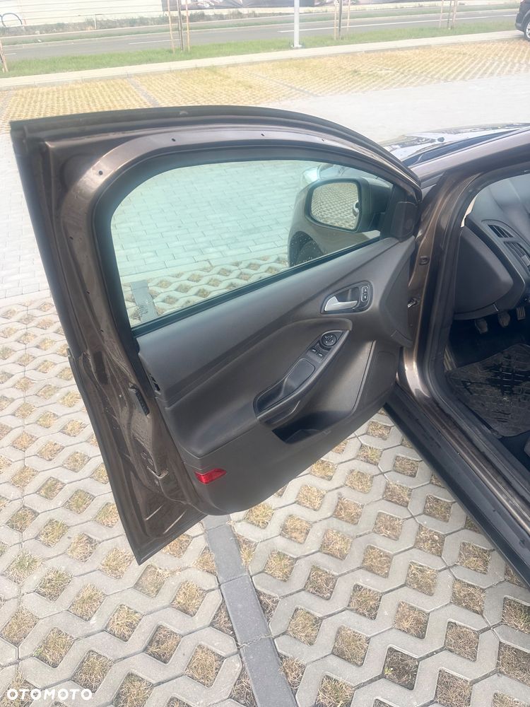Ford Focus - 10