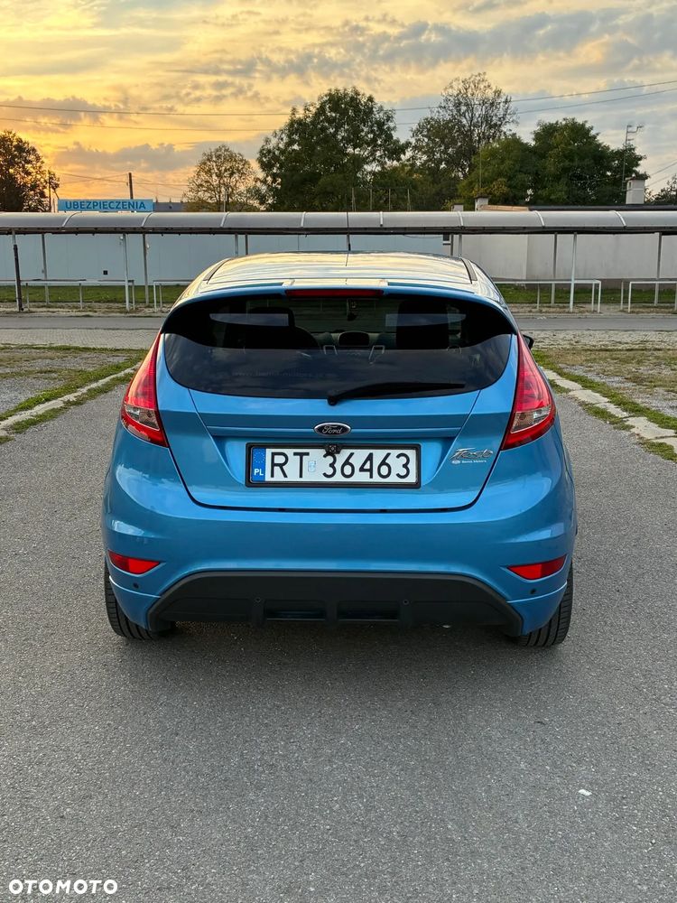 Ford Fiesta - 6