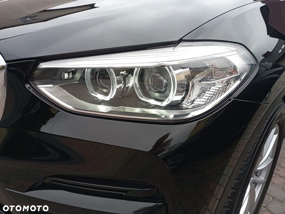 BMW X3 xDrive20i Advantage sport - 30